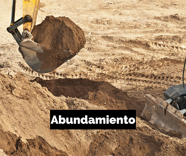 Excavadora trabajando en excavación